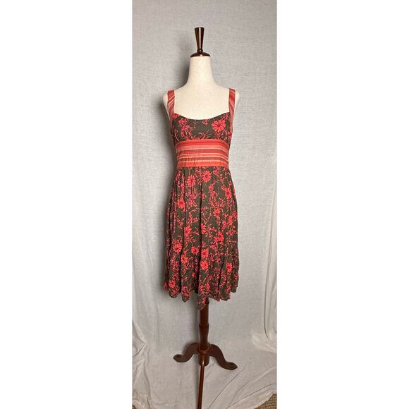 Free People Dresses & Skirts - Vintage Free People Y2K Floral Asymmetric Tiered Ruffle Sundress
Size 10